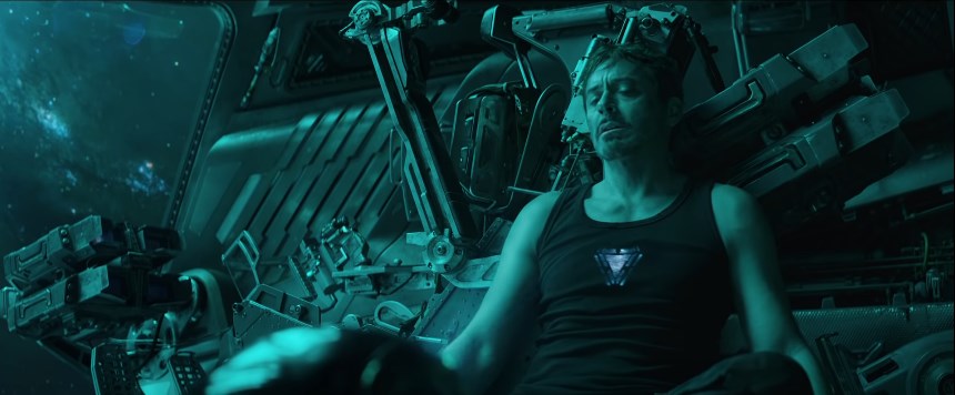 Fãs pedem para Nasa resgatar Tony Stark