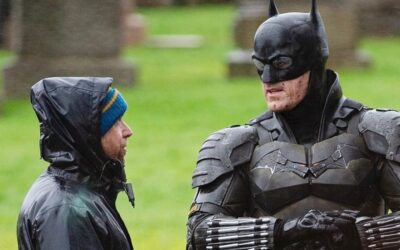 The Batman | Imagens de bastidores mostram o traje completo do herói