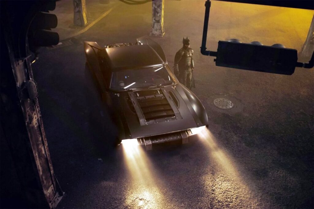 Diretor Matt Reeves revela imagens do Batmovel de The Batman