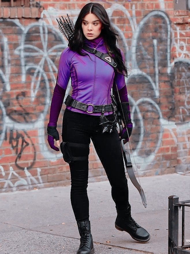 Hawkeye Série do Gavião Arqueiro tem imagens de Hailee