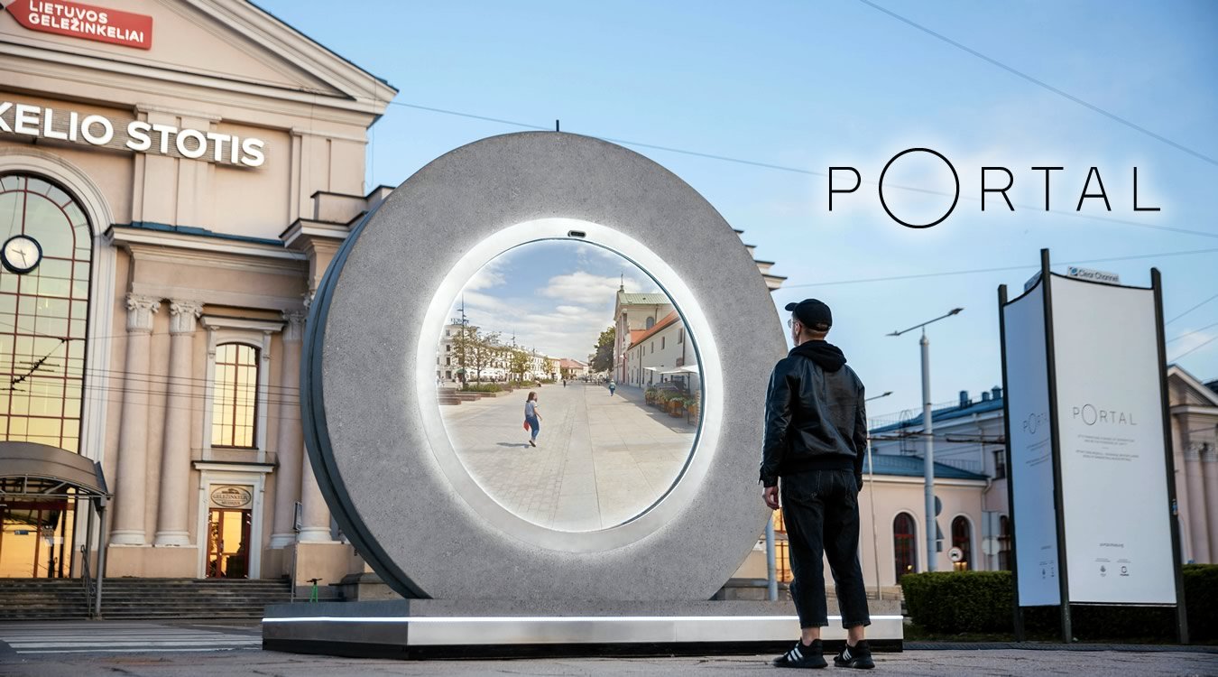 PORTAL | Tecnologia futurista conecta pessoas entre duas cidade em tempo real no estilo de ficção científica