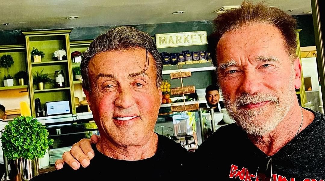Arnold Schwarzenegger e Sylvester Stallone voltam a se reencontrar após mais de um ano sem se ver