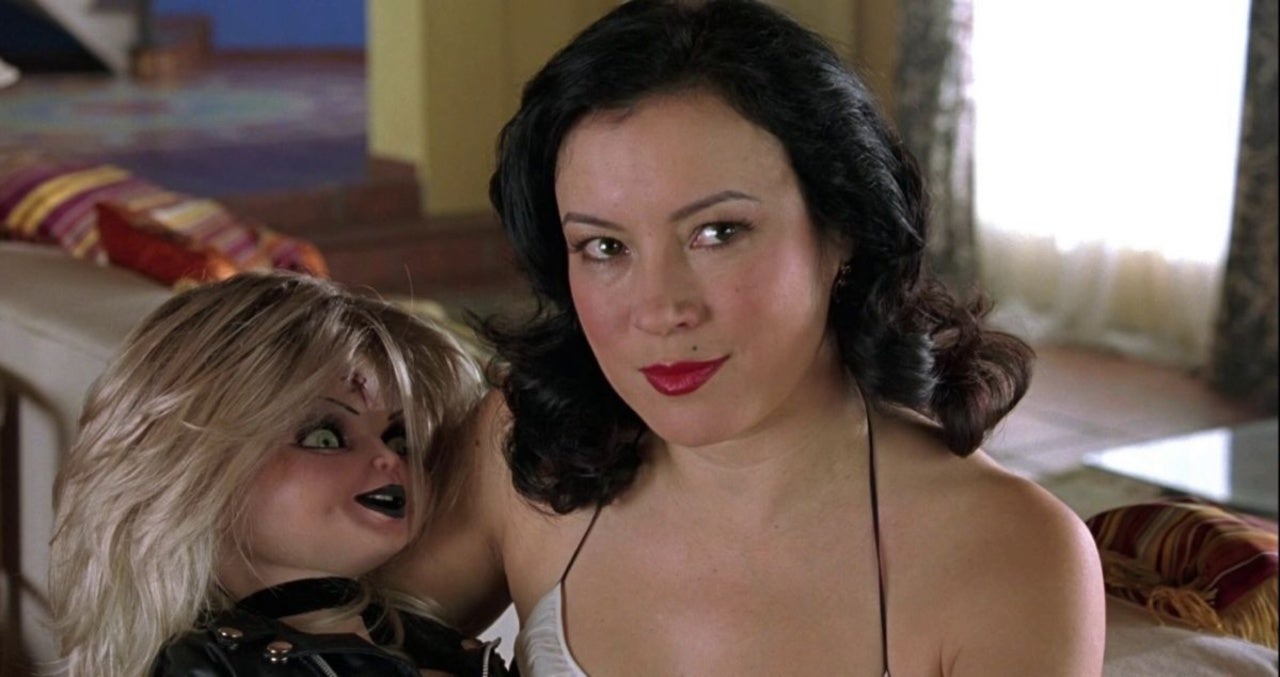 Jennifer Tilly também está reprisando seu papel como Tiffany Valentine em Chucky