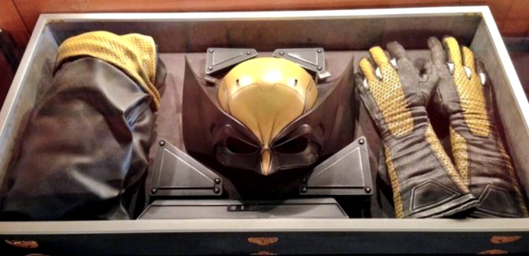 Hugh Jackman em traje clássico do Wolverine dos quadrinhos em Deadpool 3?
