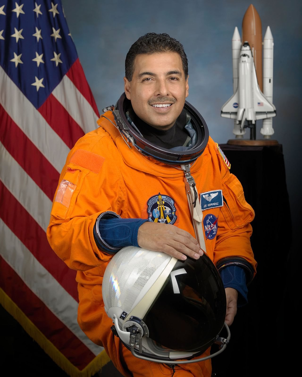 A Milhões de Quilômetros | Baseado em uma história real do astronauta Jose Hernandez