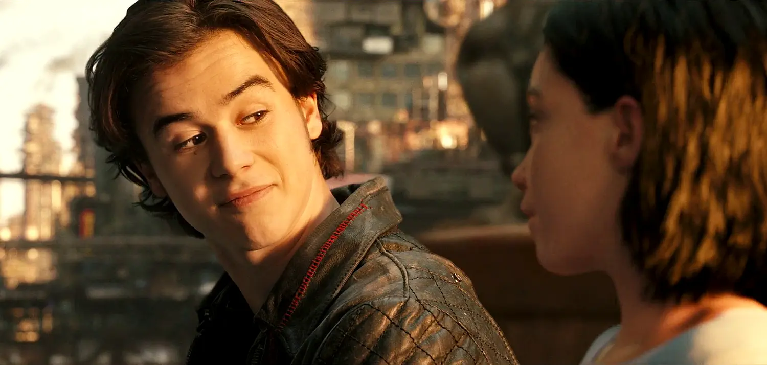 Alita Anjo de Combate 2 - Ator Keean Johnson que interpretou o personagem Hugo espera uma sequência