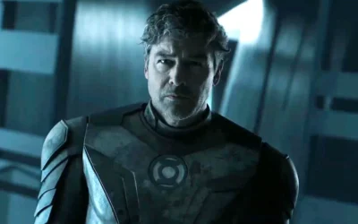 LANTERNAS | Trailer revela traje de Hal Jordan interpretado por Kyle Chandler