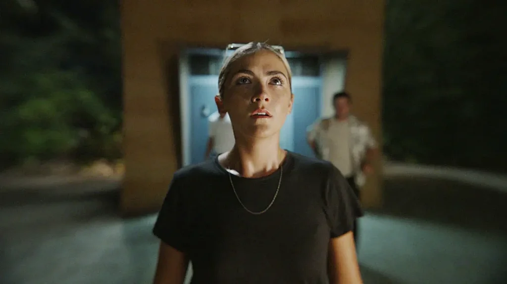 Review de Signal One: ficção científica e contato alienígena com Isabelle Fuhrman como a Dra. Annika Cask
