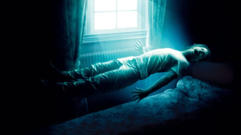 Milla Jovovich em Contatos de 4º Grau: até onde vai a verdade por trás do filme?